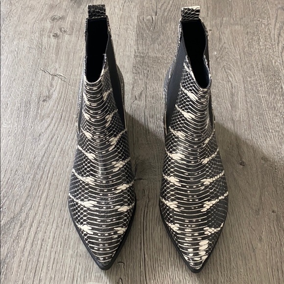 NWOT - Beautiful New Booties - Picture 2 of 11